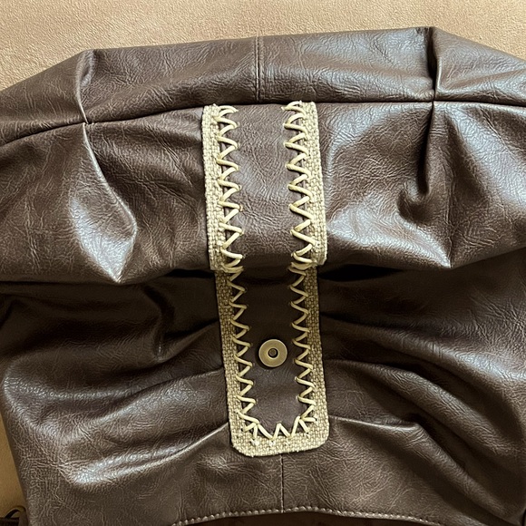 MOSSIMO Large Satchel Handbag - Picture 5 of 10